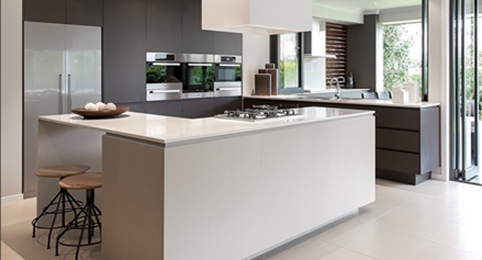 laminate-doors-gesso-lini-island-panels-truffle-cabinates