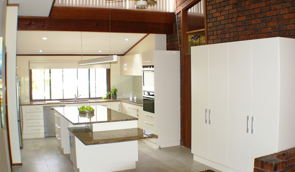 Cantilever Granite Table Benchtop